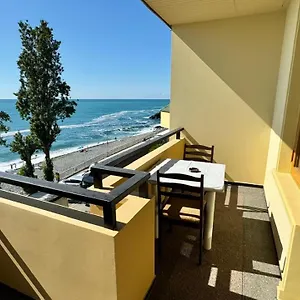 Guelden Karaboecek Garden Aparthotel